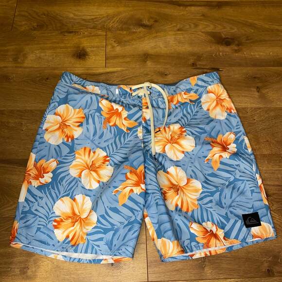 Quiksilver Men's D Everyday Classic Floral‎ 20" Board Shorts Size 38 - Picture 2 of 4